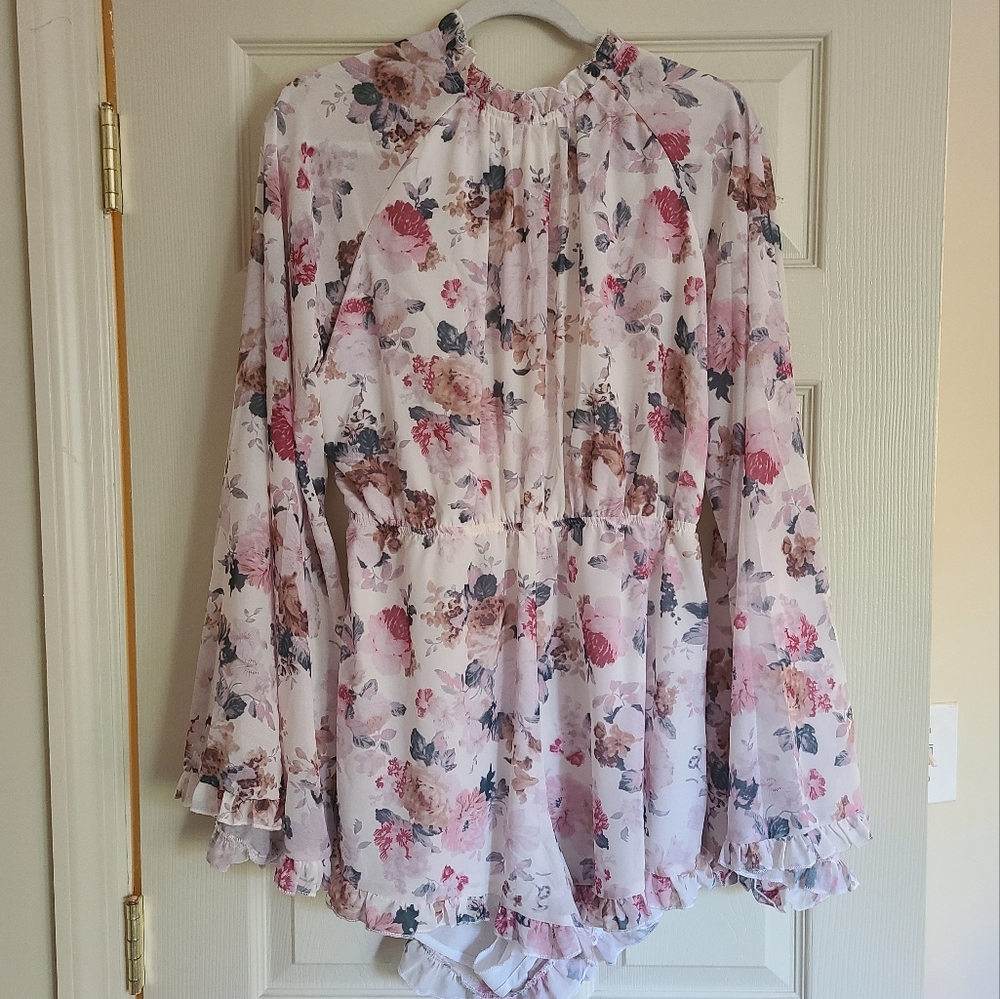 Floral romper - Picture 3 of 6